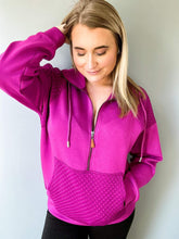Load image into Gallery viewer, RTS: FOREVER3AM BRANDED QUINN QUILTED HALF ZIP PULLOVERS-
