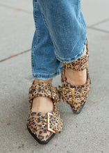 Load image into Gallery viewer, Grillo Slingback Flats - Leopard
