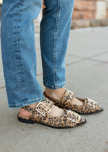 Load image into Gallery viewer, Grillo Slingback Flats - Leopard
