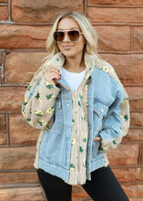 Load image into Gallery viewer, Floral Shearling &amp; Denim Jacket
