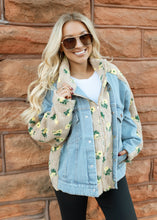 Load image into Gallery viewer, Floral Shearling &amp; Denim Jacket
