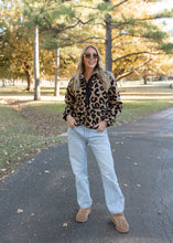 Load image into Gallery viewer, Kenzie Leopard Pattern Sherpa Jacket
