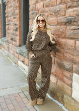 Load image into Gallery viewer, Washed Leopard Sweatshirt &amp; Sweatpants Set
