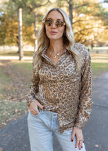 Load image into Gallery viewer, Metallic Brown Leopard Top
