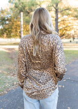 Load image into Gallery viewer, Metallic Brown Leopard Top
