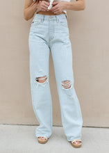 Load image into Gallery viewer, Devon Ultra High Rise 90&#39;s Flare Denim Jeans
