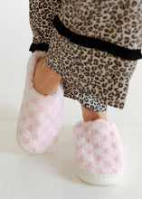 Load image into Gallery viewer, Plush Checkered Cozy Slippers - Pink
