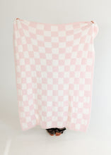 Load image into Gallery viewer, Light Pink &amp; White Cozy Checkered Blanket
