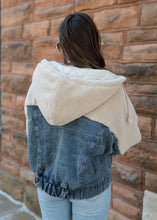 Load image into Gallery viewer, Denim &amp; Khaki Sherpa Two Tone Jacket
