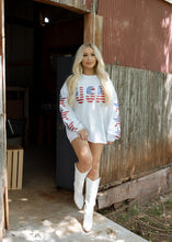 Load image into Gallery viewer, USA &amp; Star Sequin Patch White Pullover
