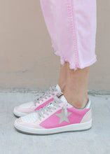 Load image into Gallery viewer, Paz Pink Lizard Sneaker
