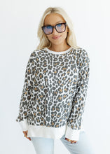 Load image into Gallery viewer, Mendy Leopard Print Sweatshirt
