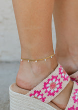 Load image into Gallery viewer, Summer Gold &amp; Pearl Anklet
