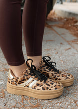 Load image into Gallery viewer, Topping Leopard &amp; Gold Sneaker
