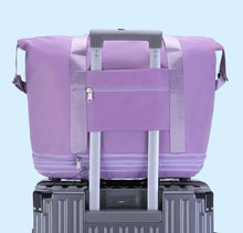 Load image into Gallery viewer, PREORDER: RERUN Compactable Bag with Removable Wheels Bestsellers
