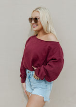 Load image into Gallery viewer, Alina Burgundy Off The Shoulder Cropped Sweatshirt
