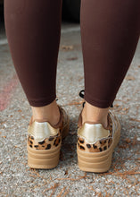 Load image into Gallery viewer, Topping Leopard &amp; Gold Sneaker
