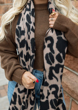 Load image into Gallery viewer, Leopard Print Fleece &amp; Fringe Scarf
