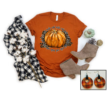 Load image into Gallery viewer, Hello Fall Circle Pumpkin
