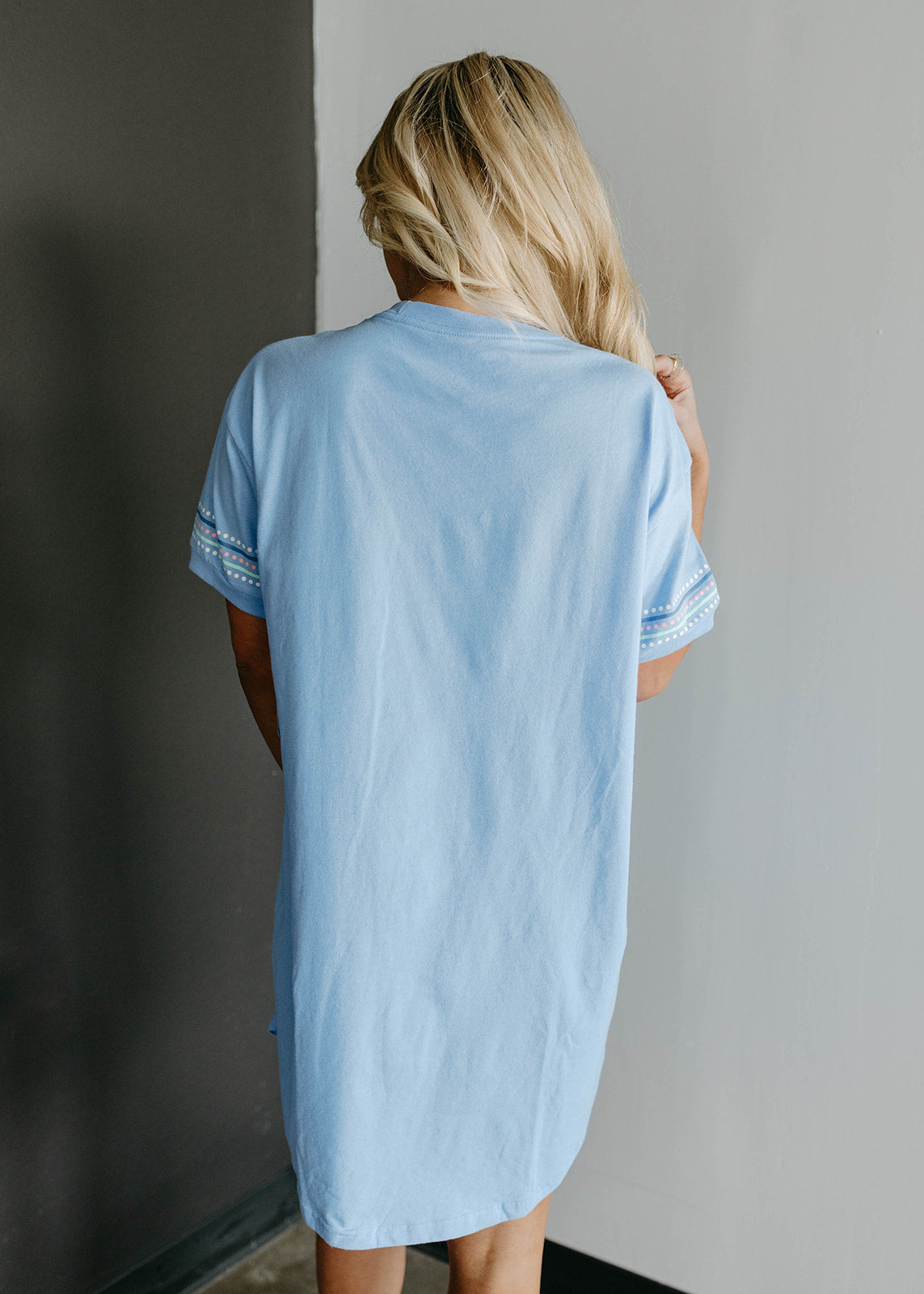 Life Is Good Women's Sledding Penguins Long Sleeve Snuggle Up Sleep T-Shirt in Cornflower Blue Size Small